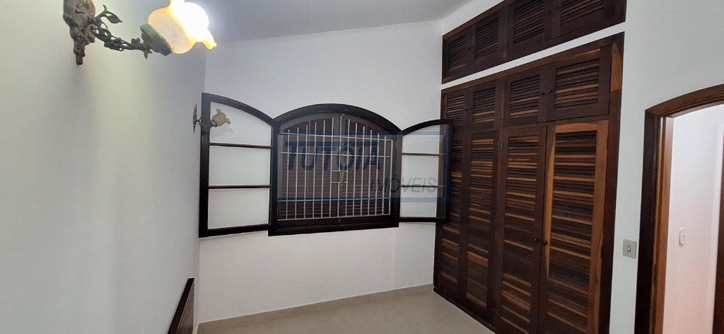 Casa à venda com 4 quartos, 208m² - Foto 12