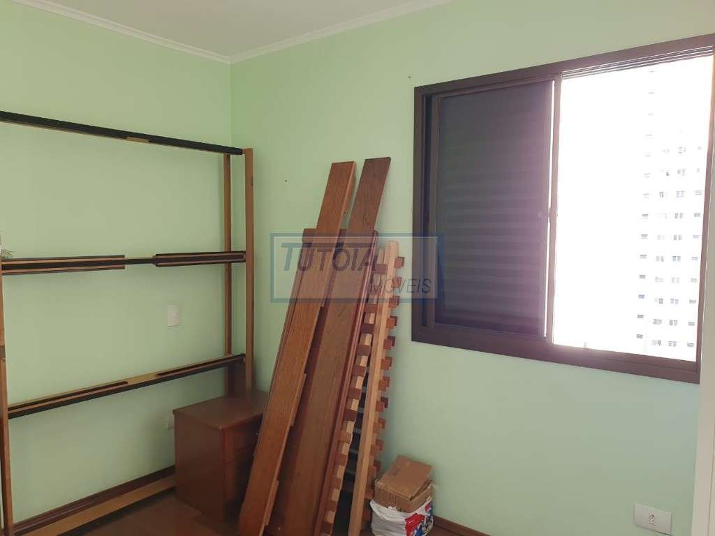 Apartamento à venda com 3 quartos, 73m² - Foto 2