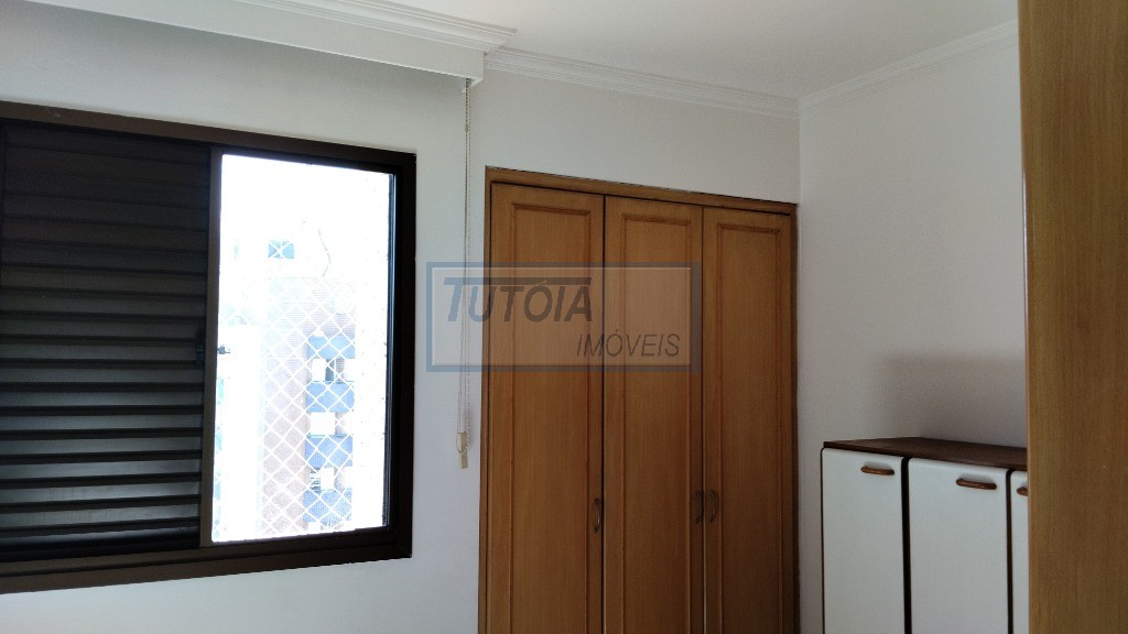 Apartamento à venda com 2 quartos, 80m² - Foto 13