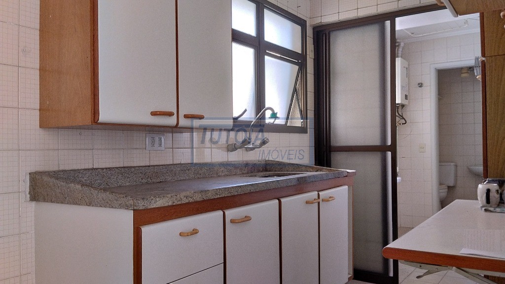 Apartamento à venda com 2 quartos, 80m² - Foto 7