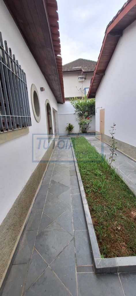 Casa à venda com 4 quartos, 208m² - Foto 5