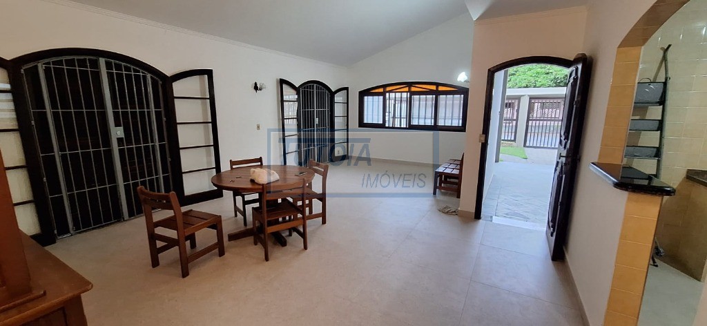 Casa à venda com 4 quartos, 208m² - Foto 24