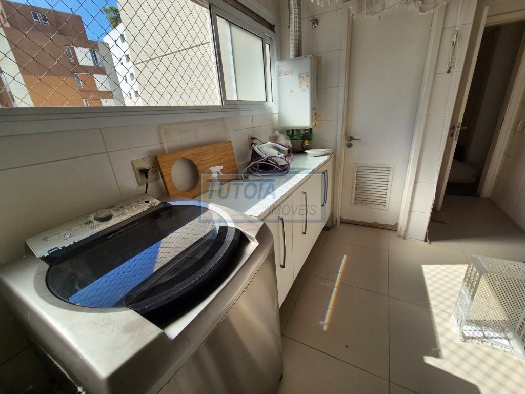 Apartamento à venda com 4 quartos, 215m² - Foto 39