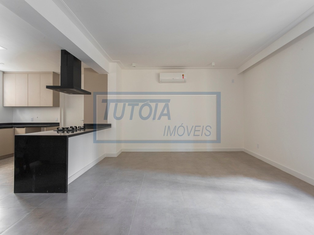 Apartamento para alugar com 3 quartos, 209m² - Foto 5