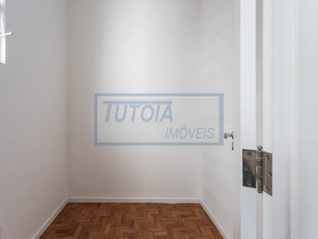 Apartamento para alugar com 3 quartos, 209m² - Foto 7