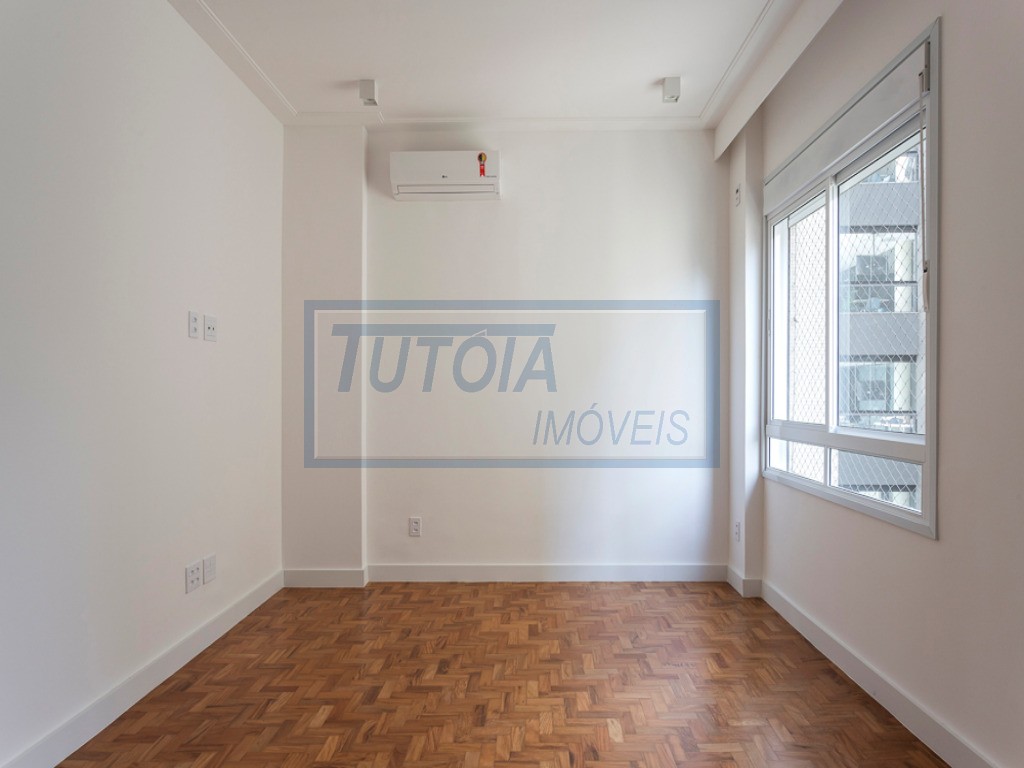 Apartamento para alugar com 3 quartos, 209m² - Foto 9