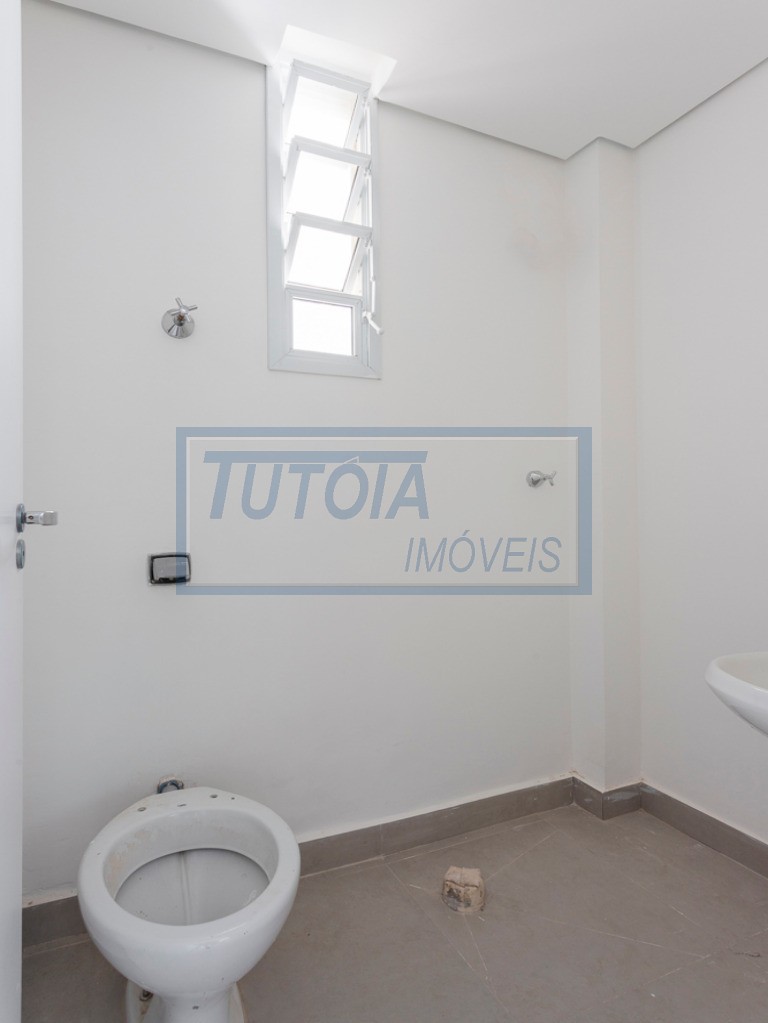 Apartamento para alugar com 3 quartos, 209m² - Foto 18