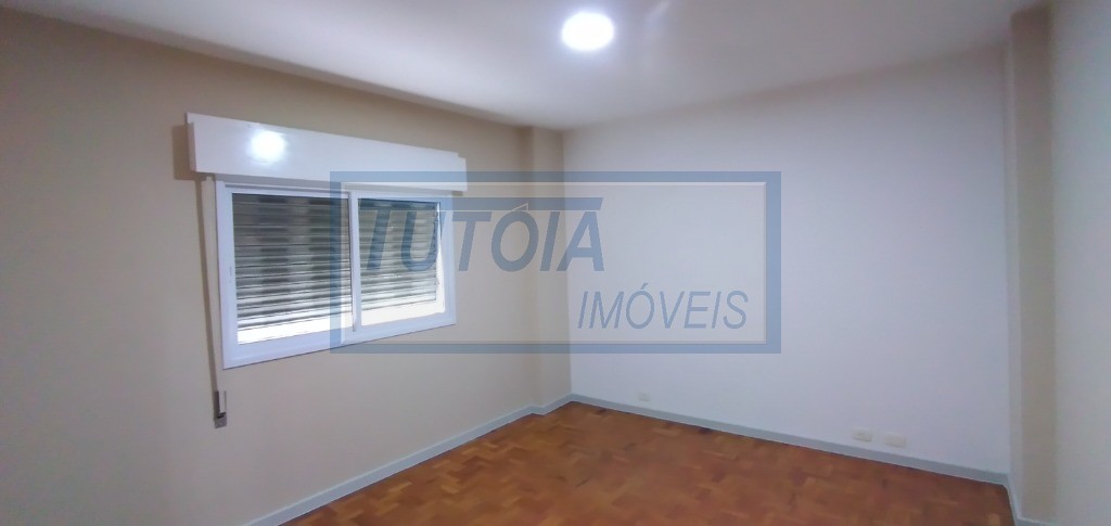 Apartamento para alugar com 3 quartos, 127m² - Foto 12