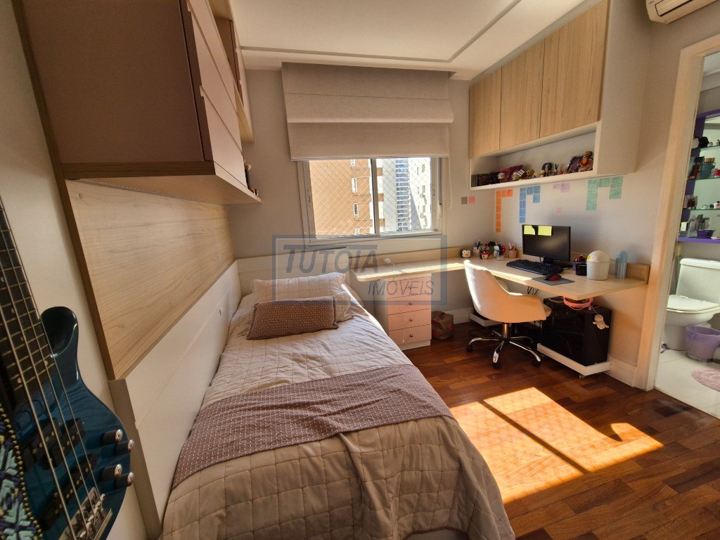 Apartamento à venda com 4 quartos, 215m² - Foto 26