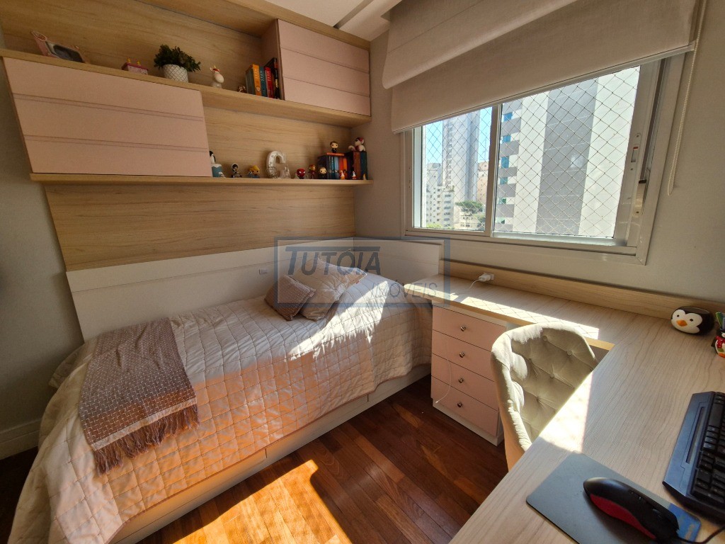 Apartamento à venda com 4 quartos, 215m² - Foto 25