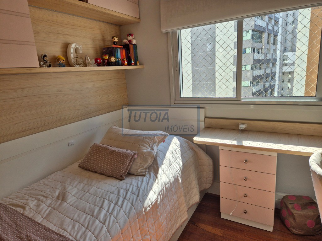 Apartamento à venda com 4 quartos, 215m² - Foto 31