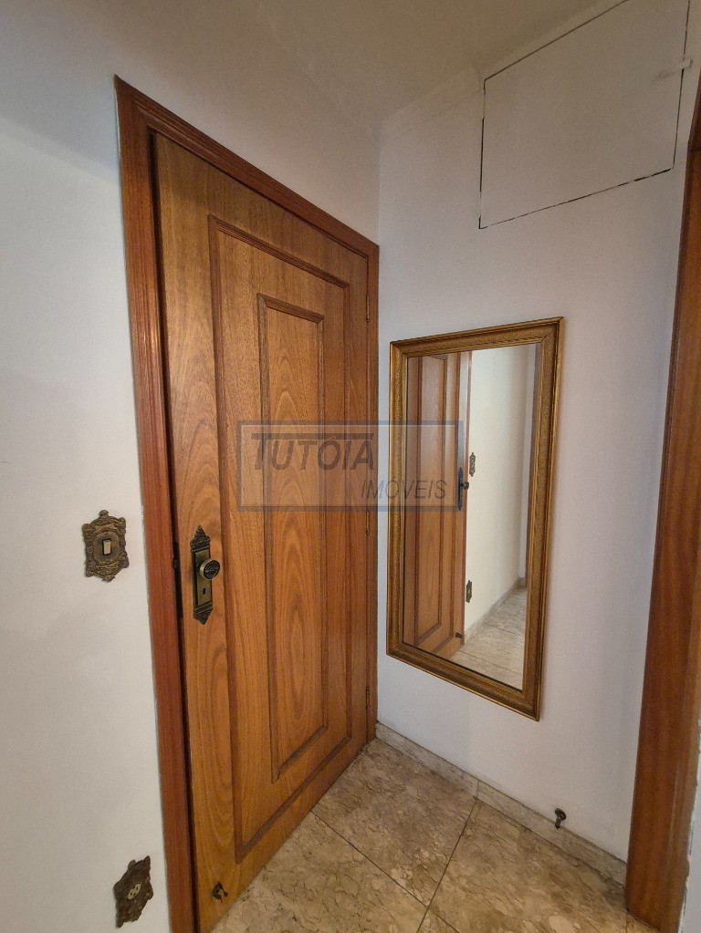 Apartamento para alugar com 2 quartos, 100m² - Foto 13