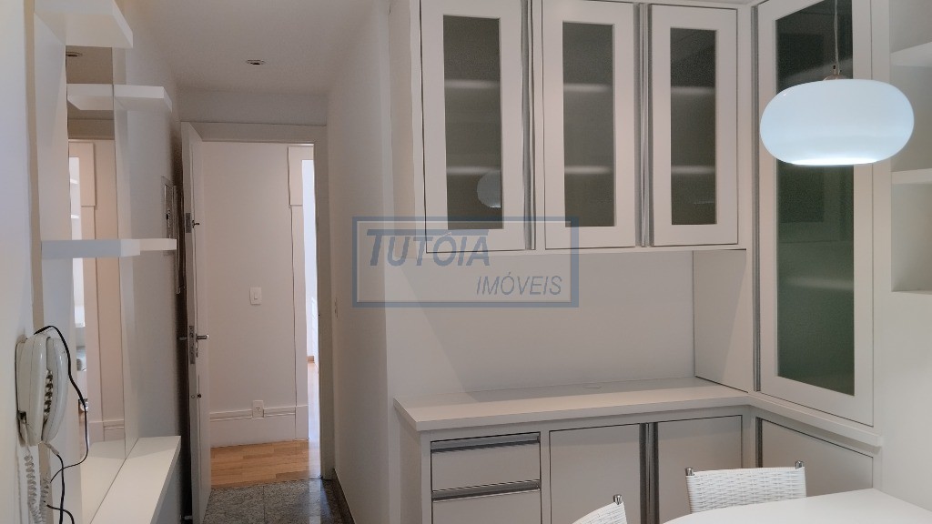 Apartamento à venda com 4 quartos, 173m² - Foto 13