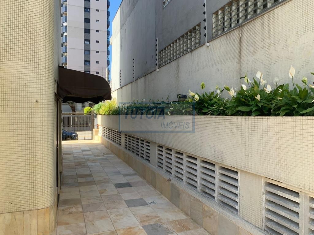 Apartamento à venda com 3 quartos, 156m² - Foto 28