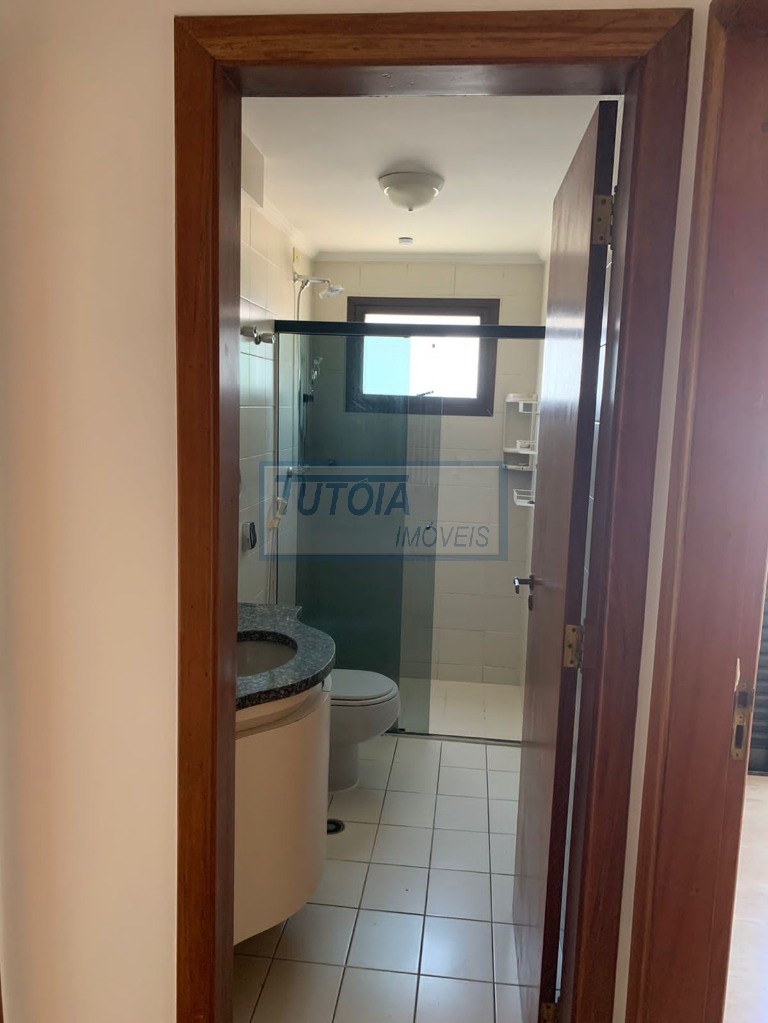 Apartamento à venda com 3 quartos, 156m² - Foto 17