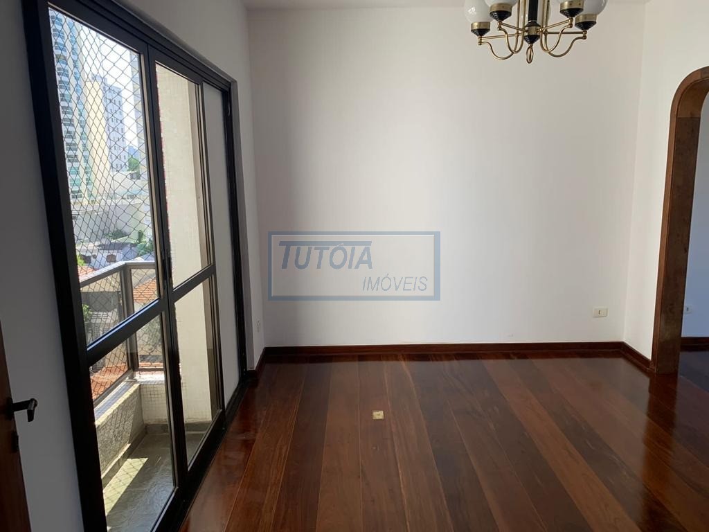 Apartamento à venda com 3 quartos, 156m² - Foto 6