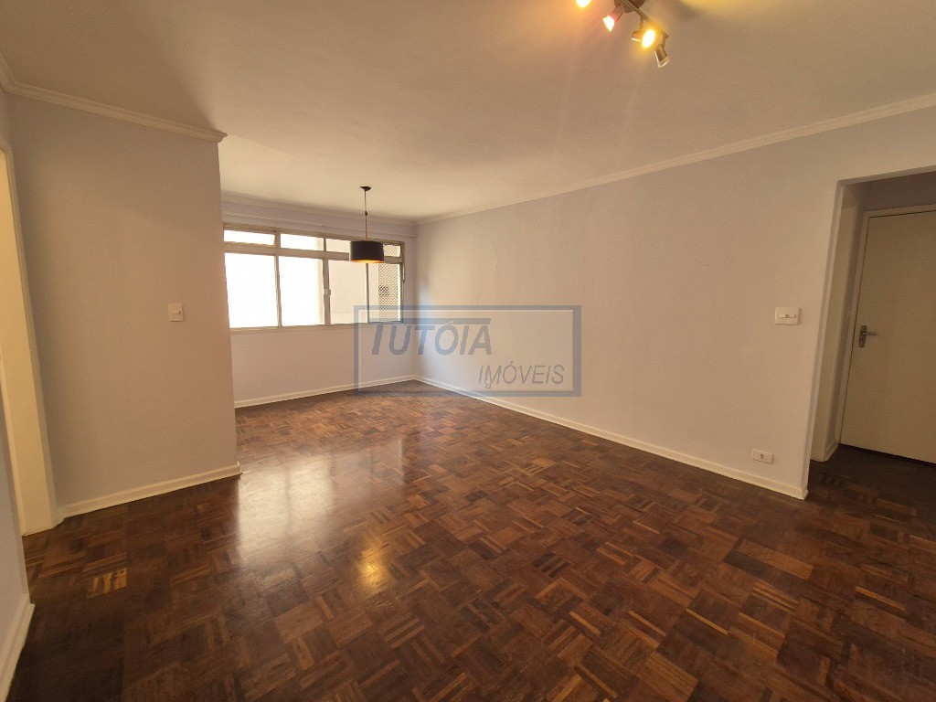 Apartamento à venda com 2 quartos, 84m² - Foto 2