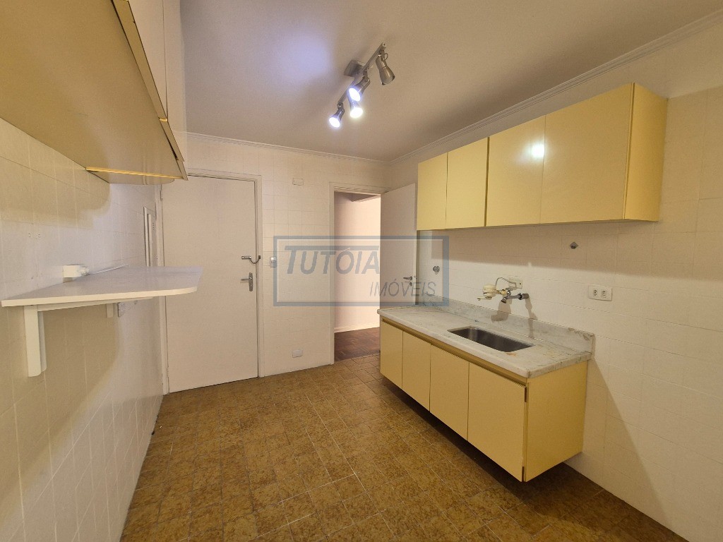 Apartamento à venda com 2 quartos, 84m² - Foto 18