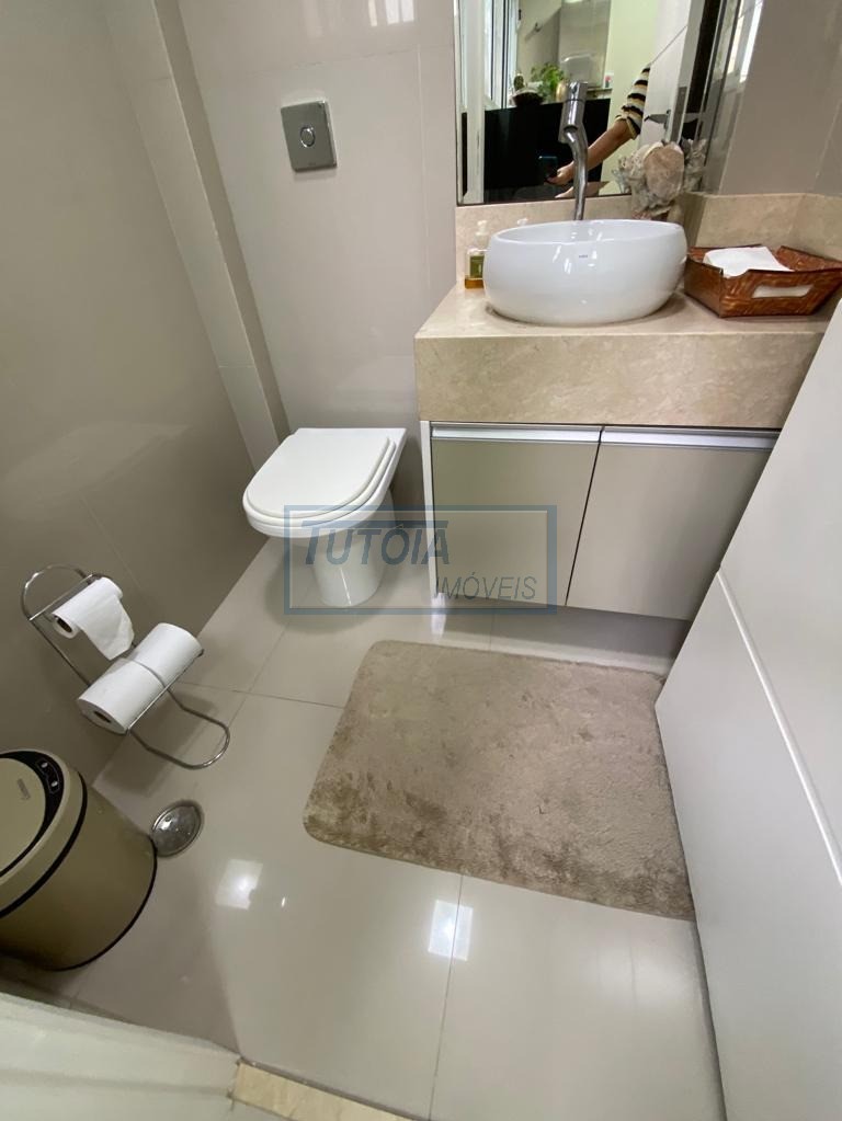 Apartamento para alugar com 3 quartos, 200m² - Foto 24