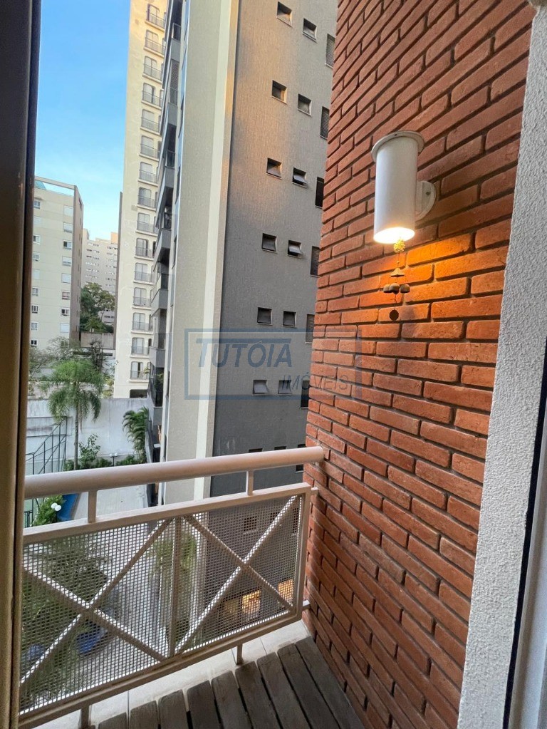 Apartamento para alugar com 1 quarto, 42m² - Foto 2