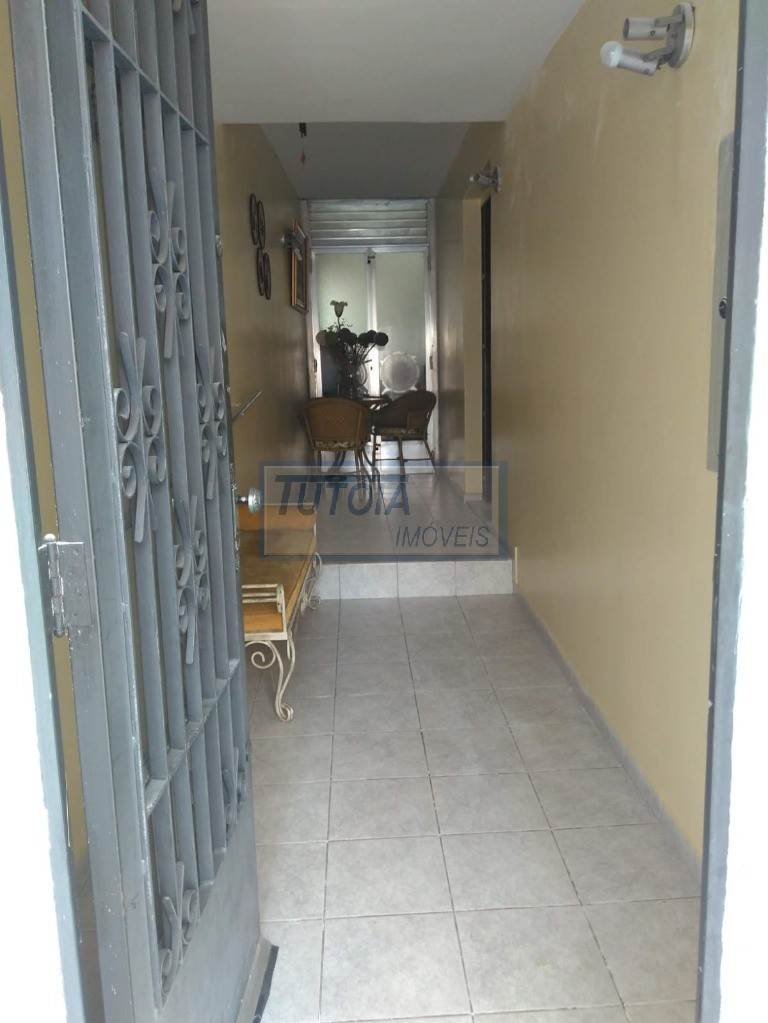 Casa à venda com 3 quartos, 300m² - Foto 16