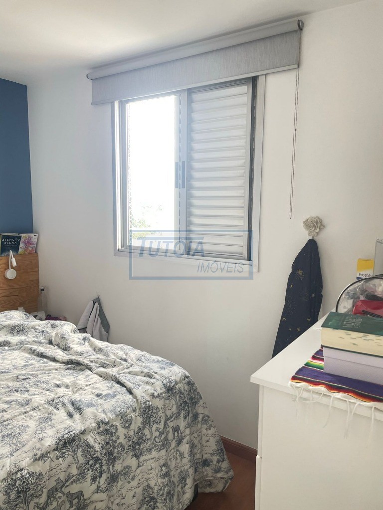 Apartamento à venda com 2 quartos, 70m² - Foto 4