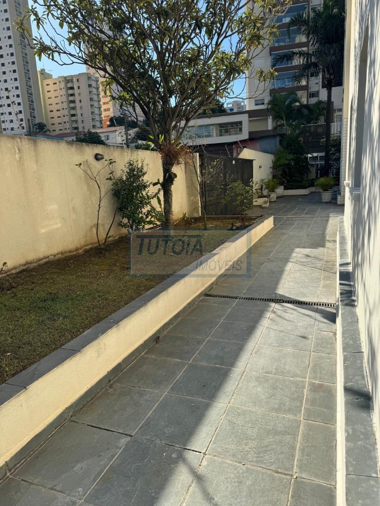 Apartamento à venda com 2 quartos, 70m² - Foto 14