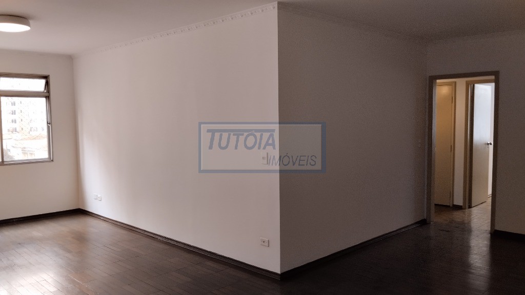 Apartamento para alugar com 3 quartos, 147m² - Foto 4