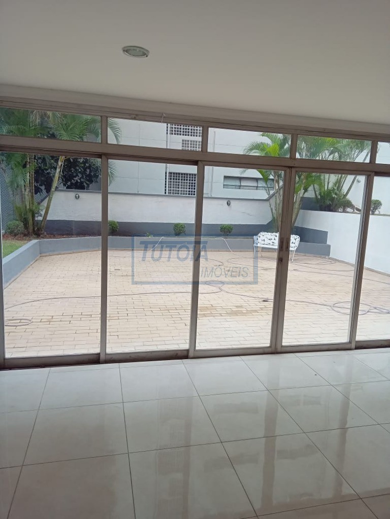 Apartamento para alugar com 2 quartos, 67m² - Foto 19