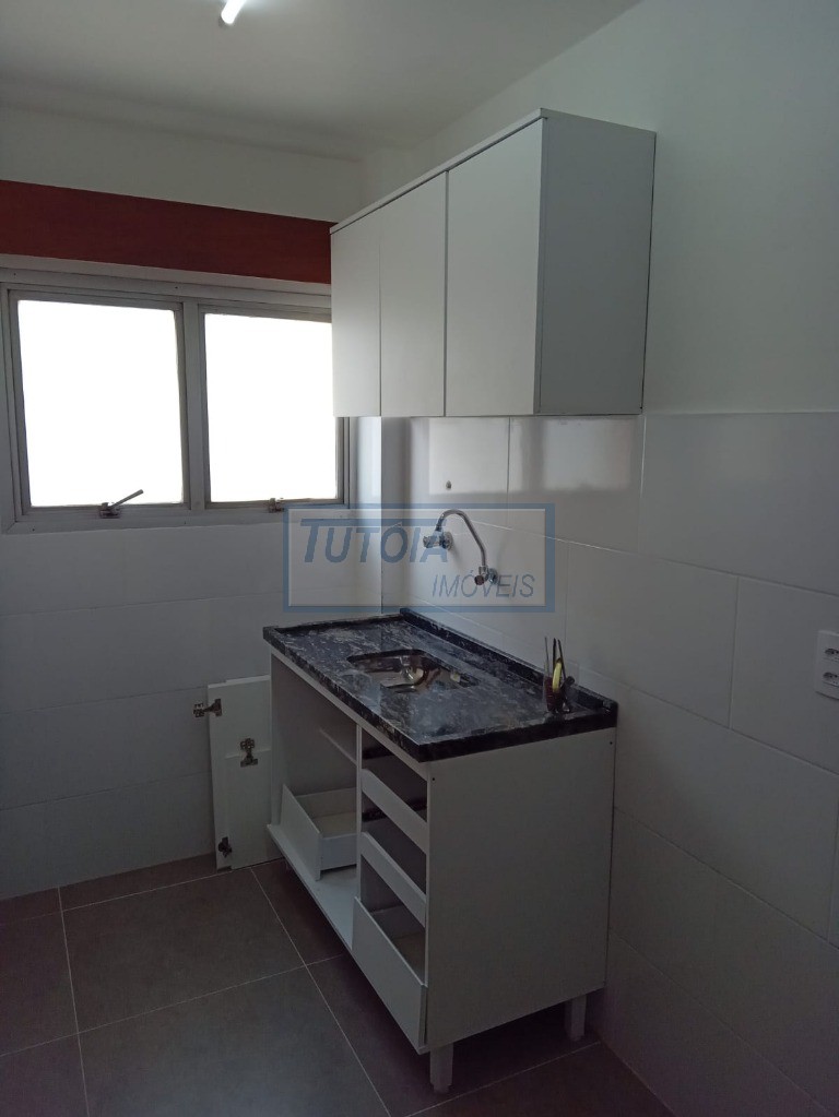 Apartamento para alugar com 2 quartos, 67m² - Foto 13