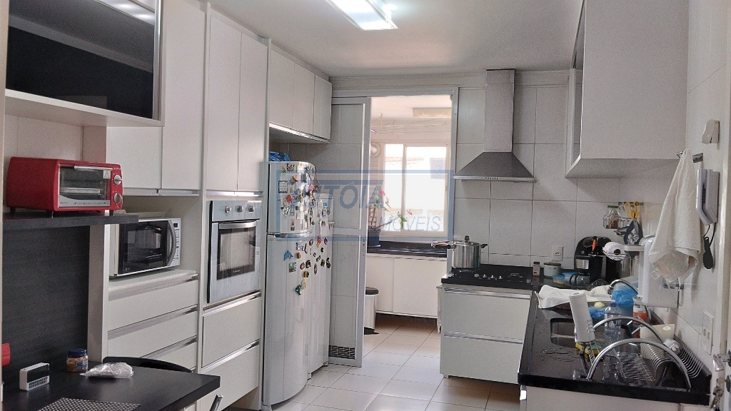 Apartamento à venda com 3 quartos, 137m² - Foto 20