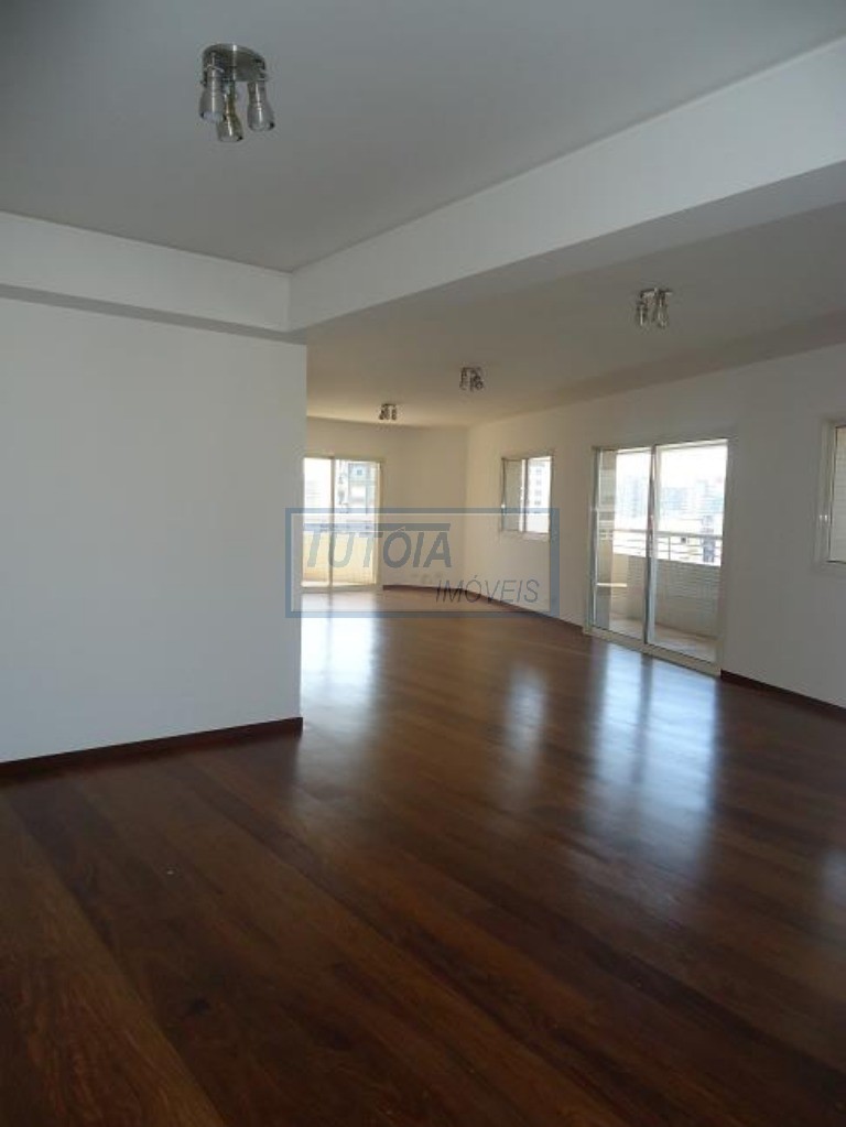 Apartamento à venda com 4 quartos, 265m² - Foto 2