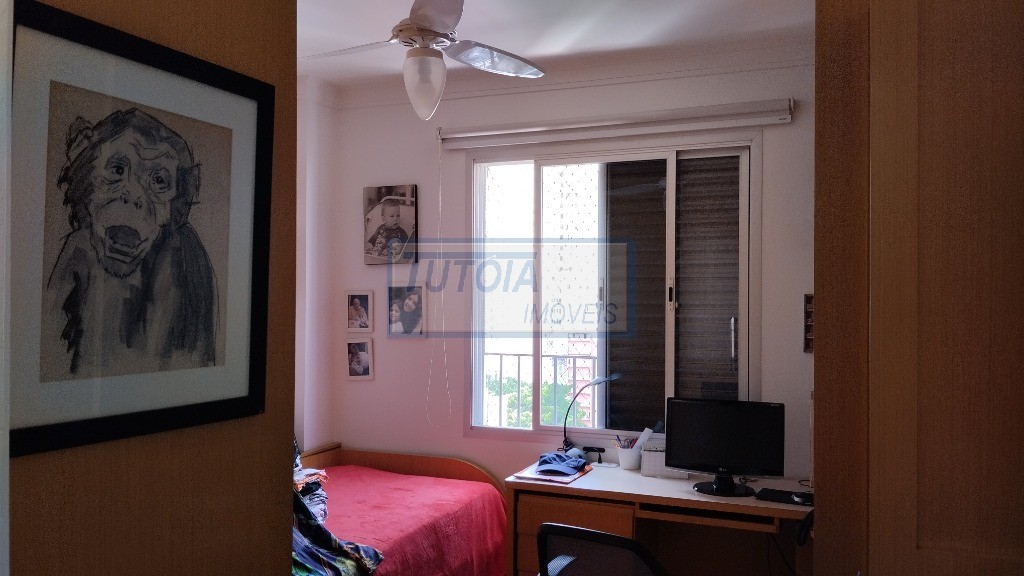 Apartamento à venda com 3 quartos, 137m² - Foto 9