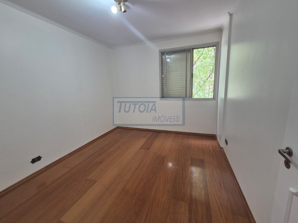 Apartamento para alugar com 2 quartos, 94m² - Foto 10