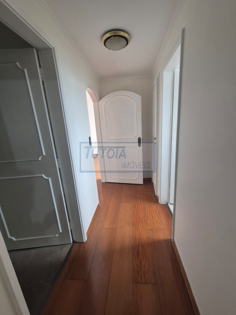 Apartamento para alugar com 2 quartos, 94m² - Foto 9