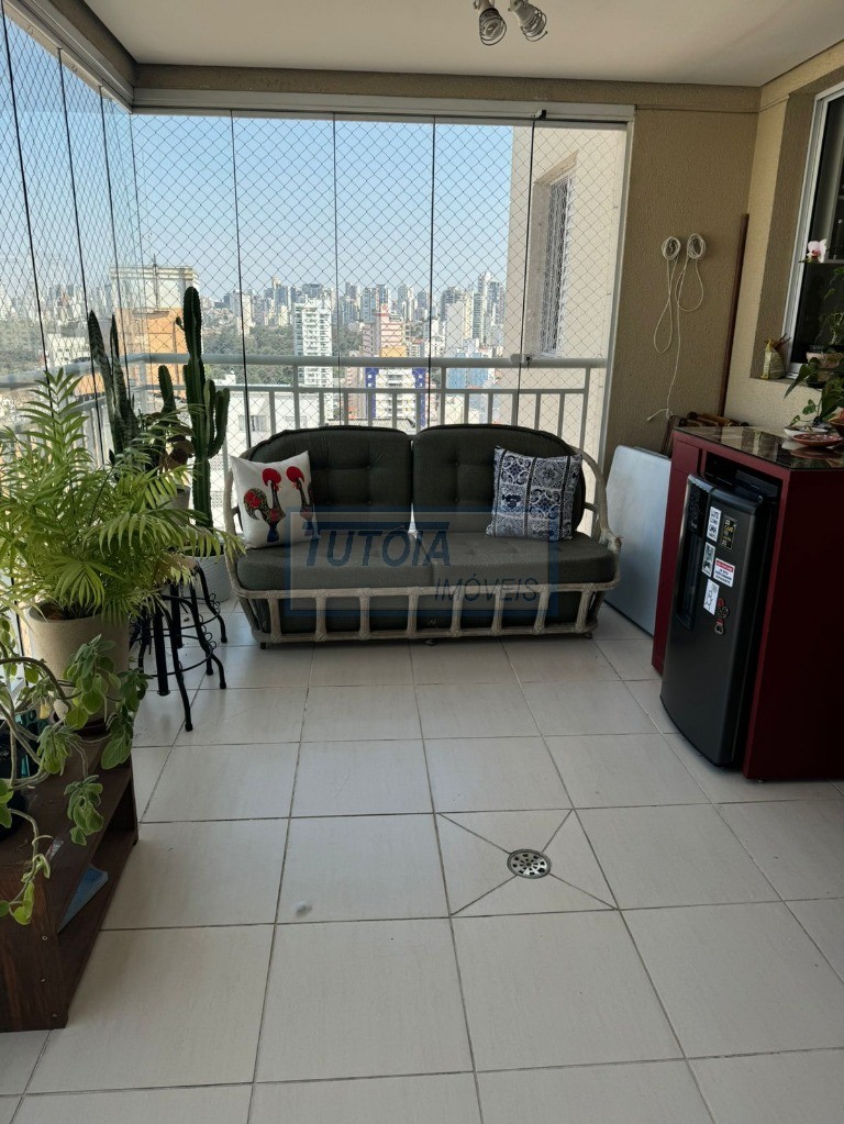 Apartamento à venda com 3 quartos, 80m² - Foto 2