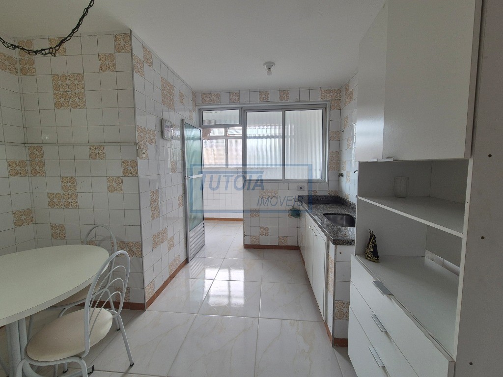 Apartamento para alugar com 2 quartos, 94m² - Foto 14