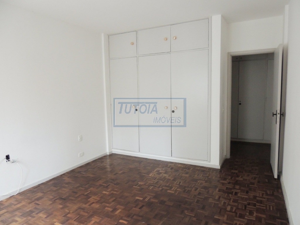 Apartamento à venda com 3 quartos, 186m² - Foto 7