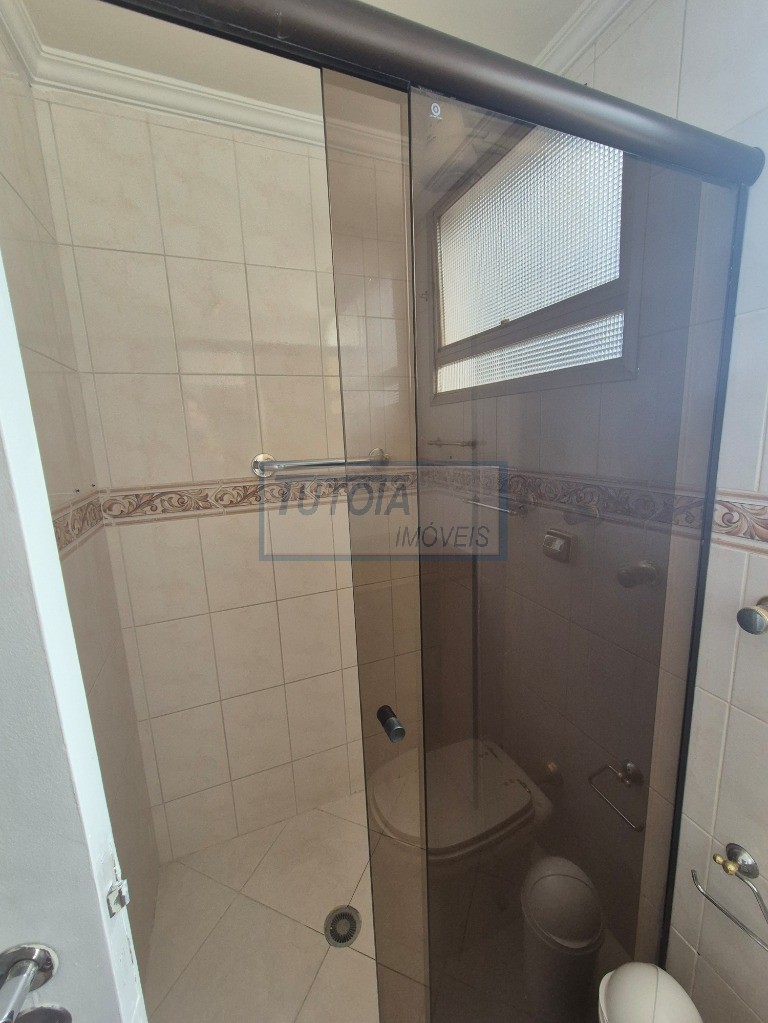 Apartamento para alugar com 2 quartos, 94m² - Foto 7