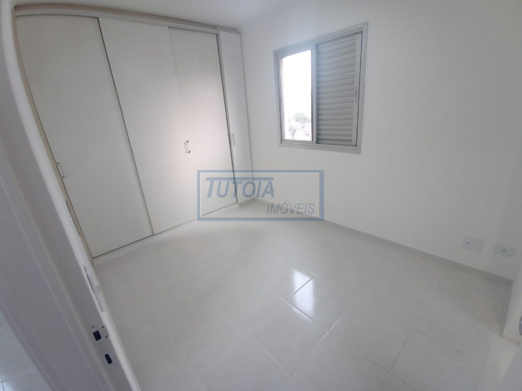 Apartamento à venda com 3 quartos, 65m² - Foto 3