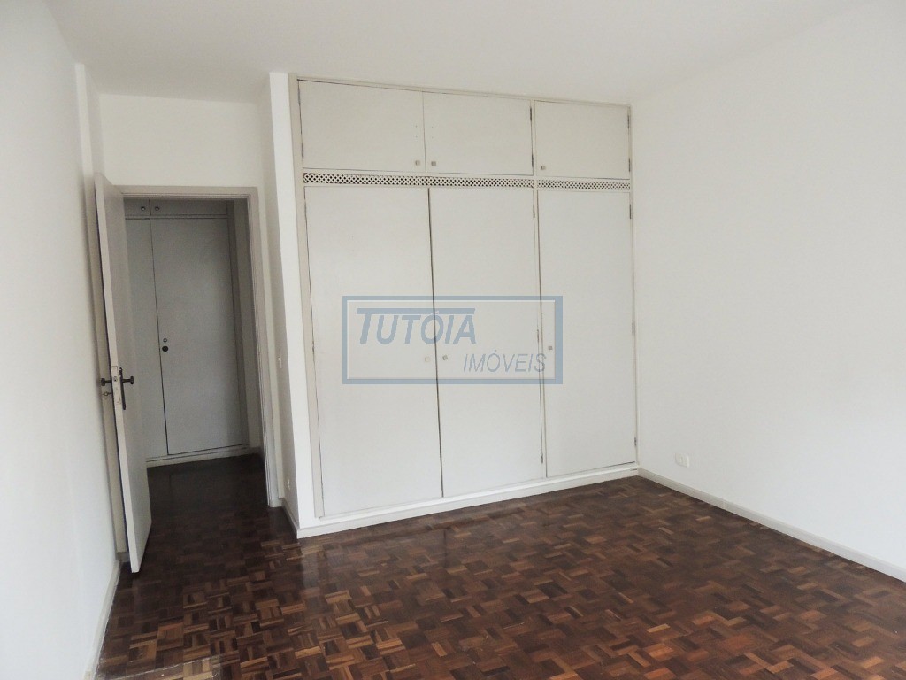 Apartamento à venda com 3 quartos, 186m² - Foto 8