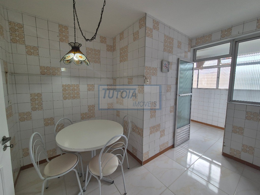 Apartamento para alugar com 2 quartos, 94m² - Foto 15