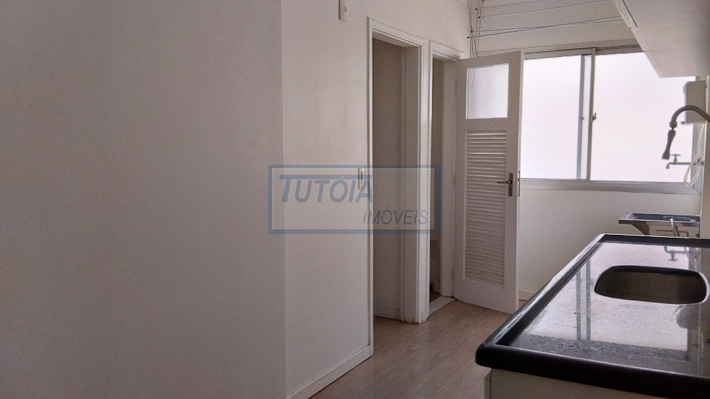 Apartamento para alugar com 2 quartos, 65m² - Foto 7