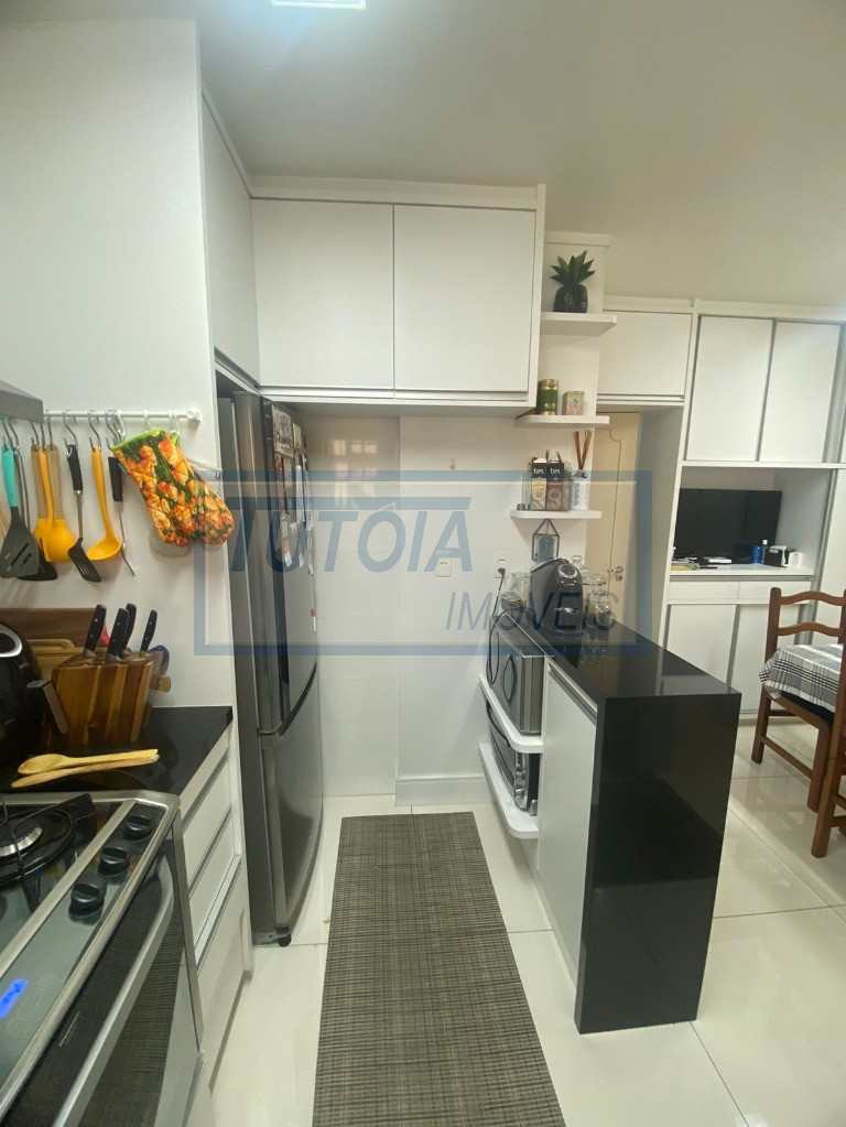 Apartamento à venda com 3 quartos, 140m² - Foto 10