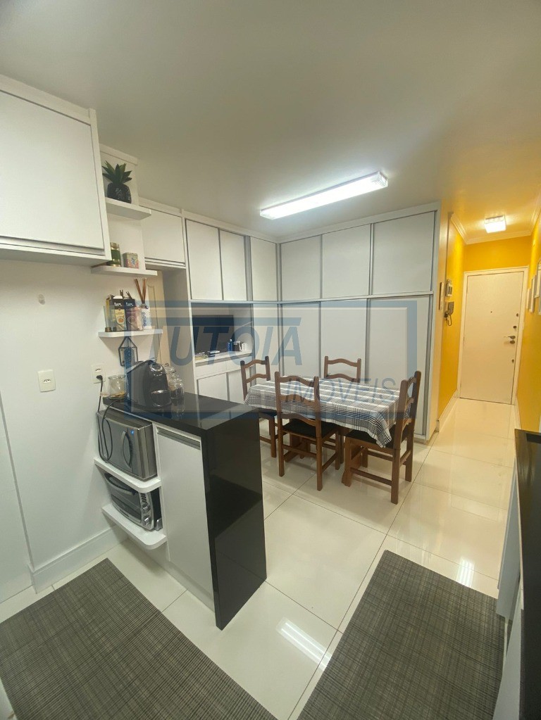 Apartamento à venda com 3 quartos, 140m² - Foto 14