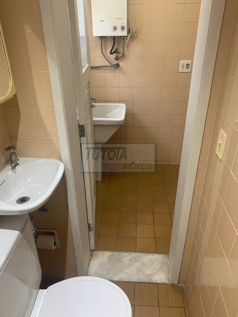 Apartamento para alugar com 2 quartos, 67m² - Foto 43