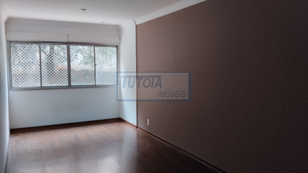 Apartamento para alugar com 2 quartos, 65m² - Foto 3