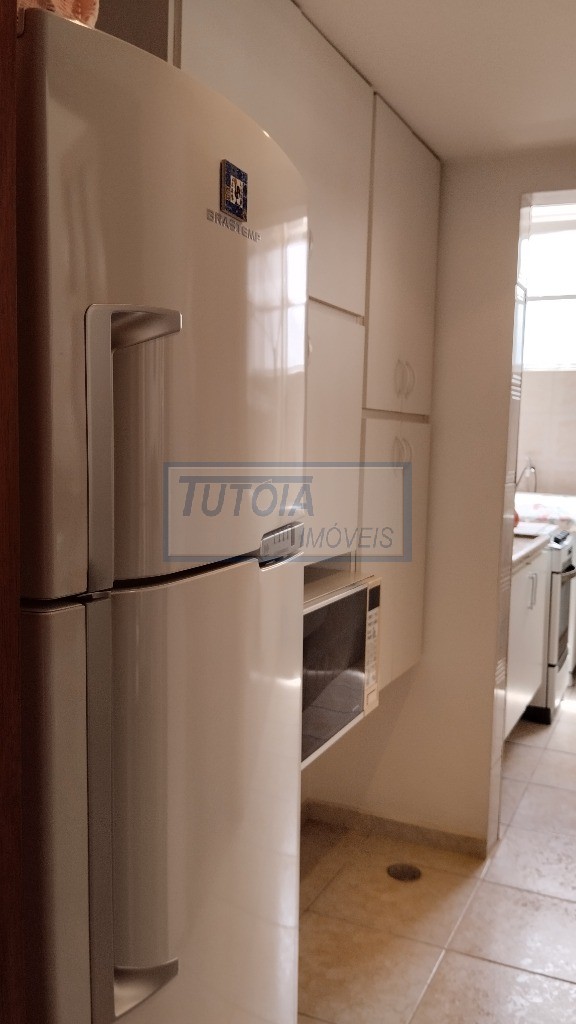 Apartamento à venda com 1 quarto, 45m² - Foto 18