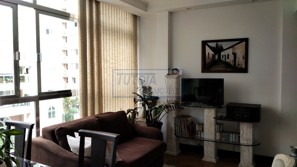 Apartamento à venda com 1 quarto, 45m² - Foto 3