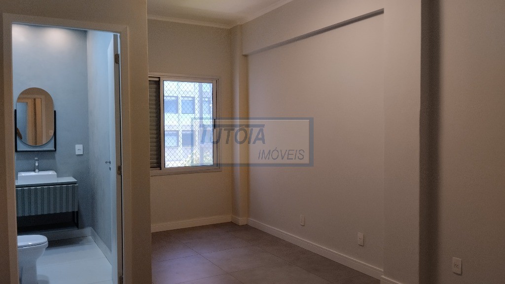 Apartamento para alugar com 3 quartos, 168m² - Foto 11